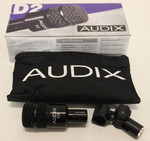 Audix D2 tam mikrofon kengyellel, több darab van belőle kép, fotó